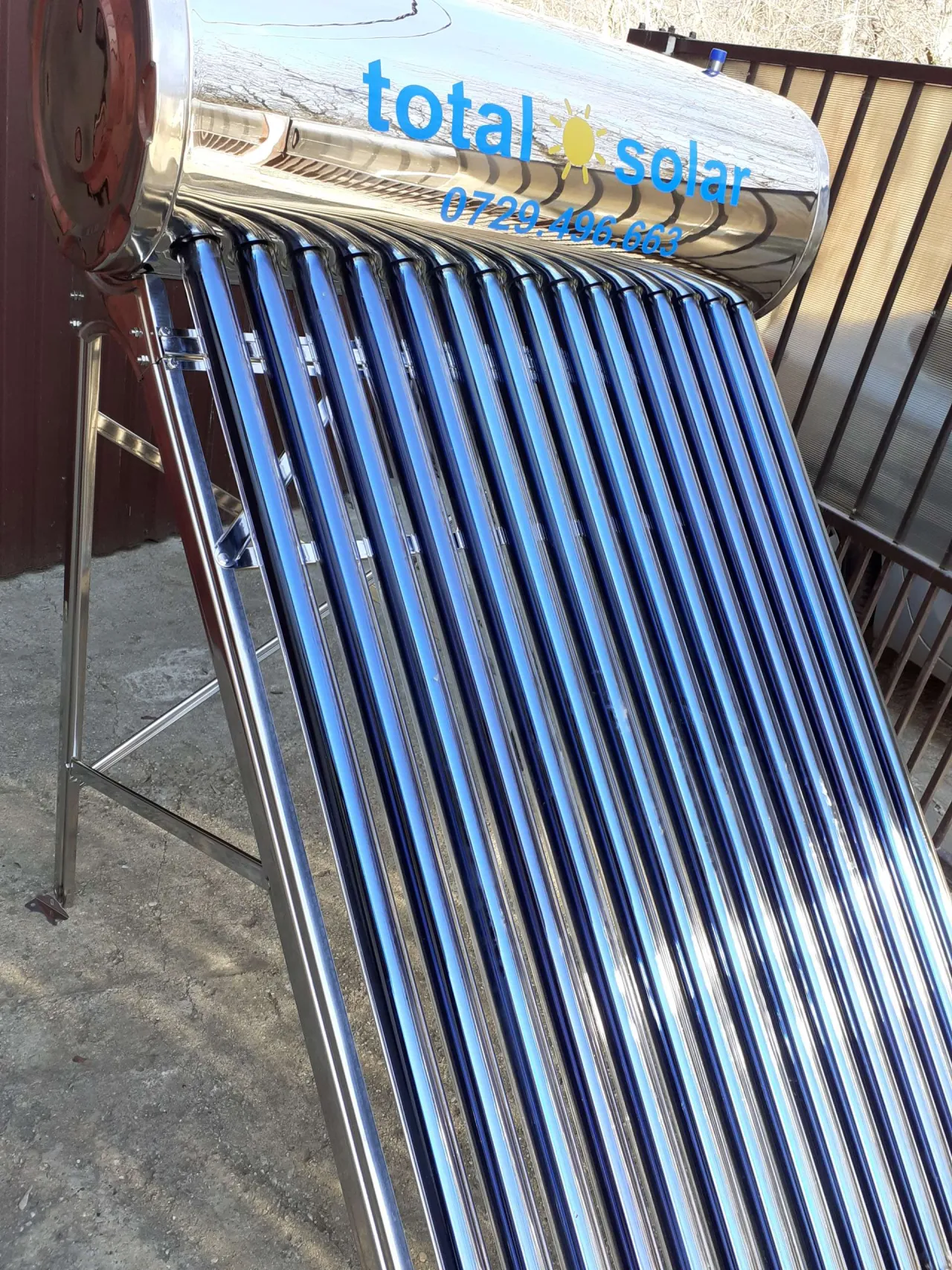Panou solar presurizat cu heat pipe, boiler 200 L, 20 tuburi